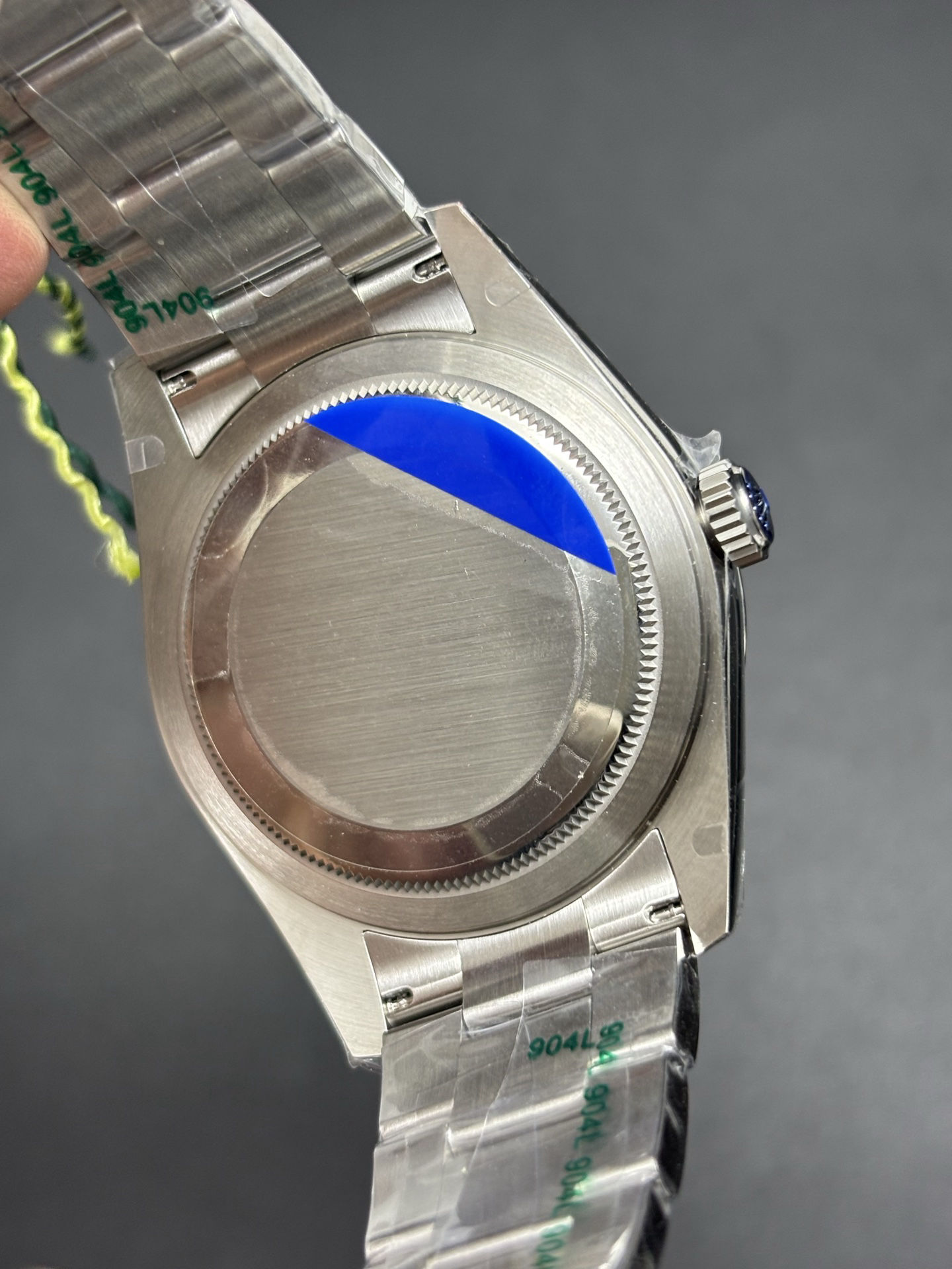 Rolex Sky-Dweller 42mm Green Dial Supportive 77