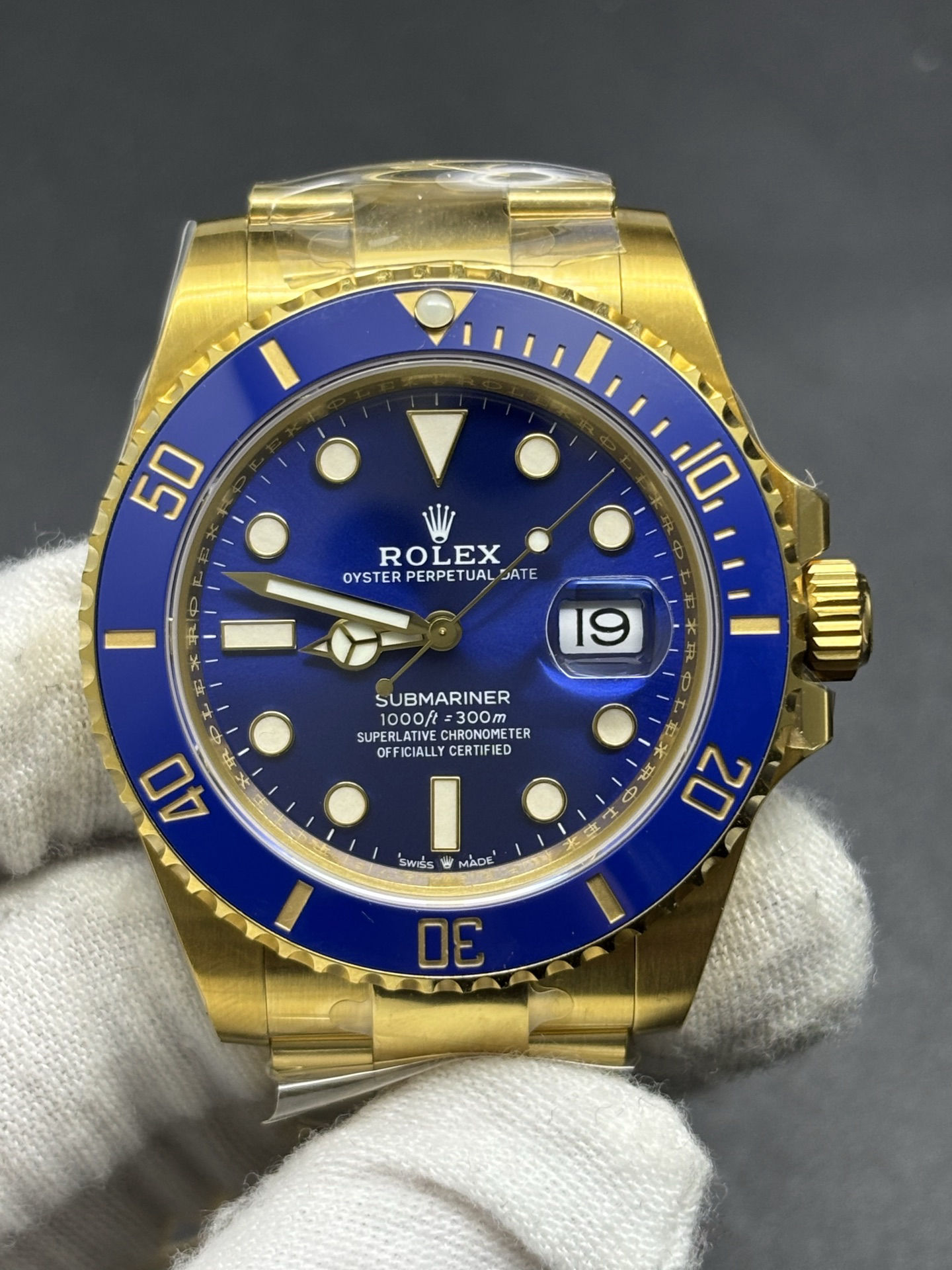 GoodFit Rolex Submariner Date Watch 18k Yellow Gold Blue 59