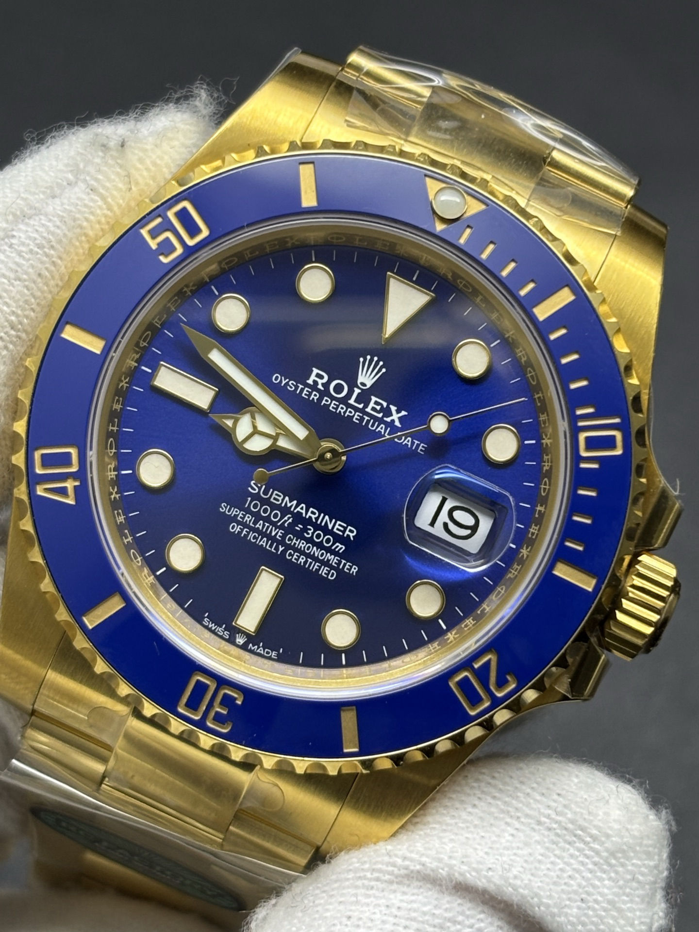 GoodFit Rolex Submariner Date Watch 18k Yellow Gold Blue 59