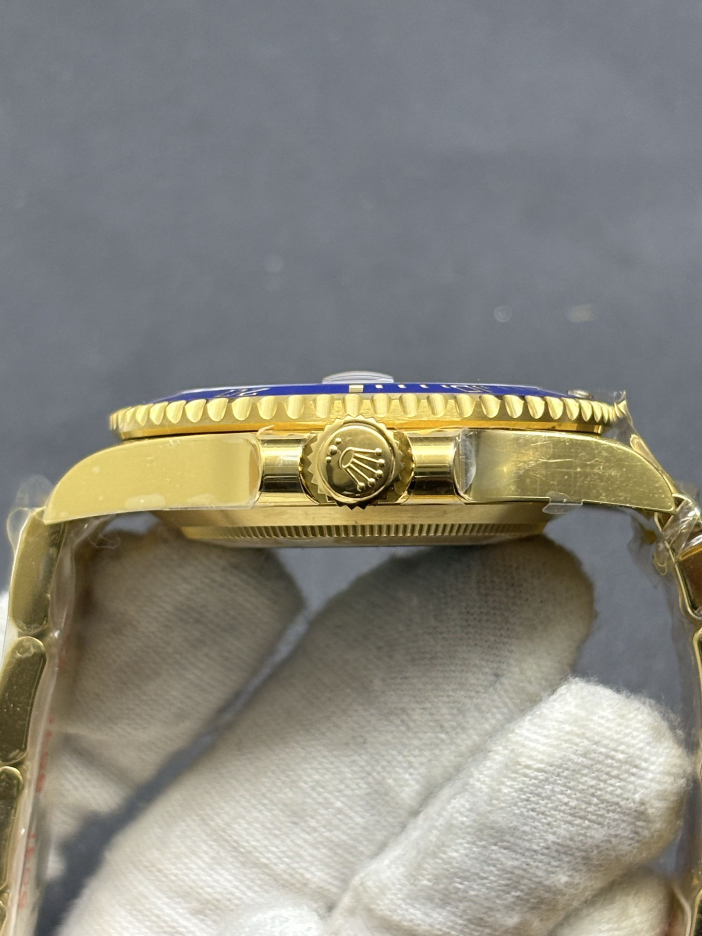 GoodFit Rolex Submariner Date Watch 18k Yellow Gold Blue 59