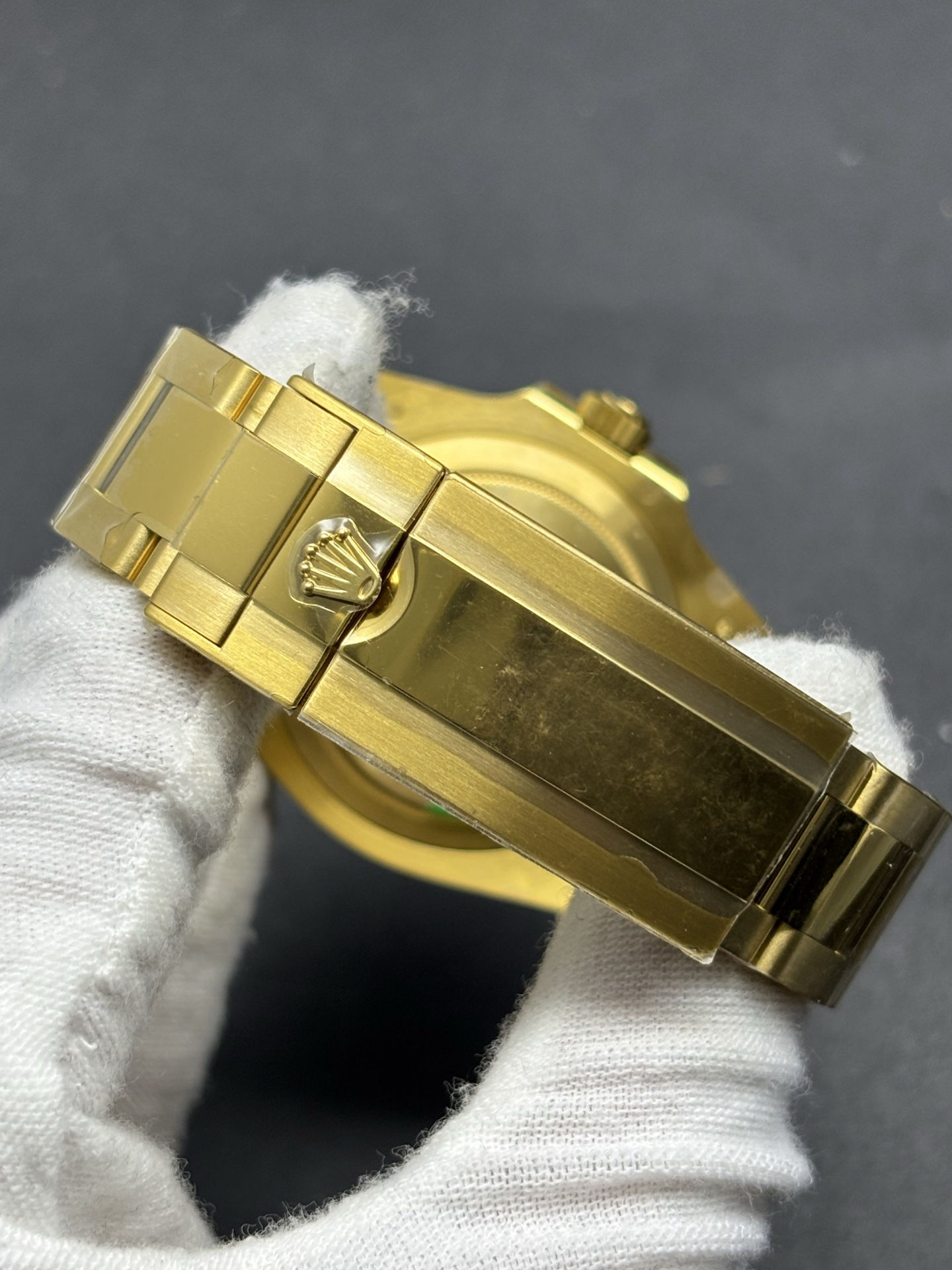 GoodFit Rolex Submariner Date Watch 18k Yellow Gold Blue 59
