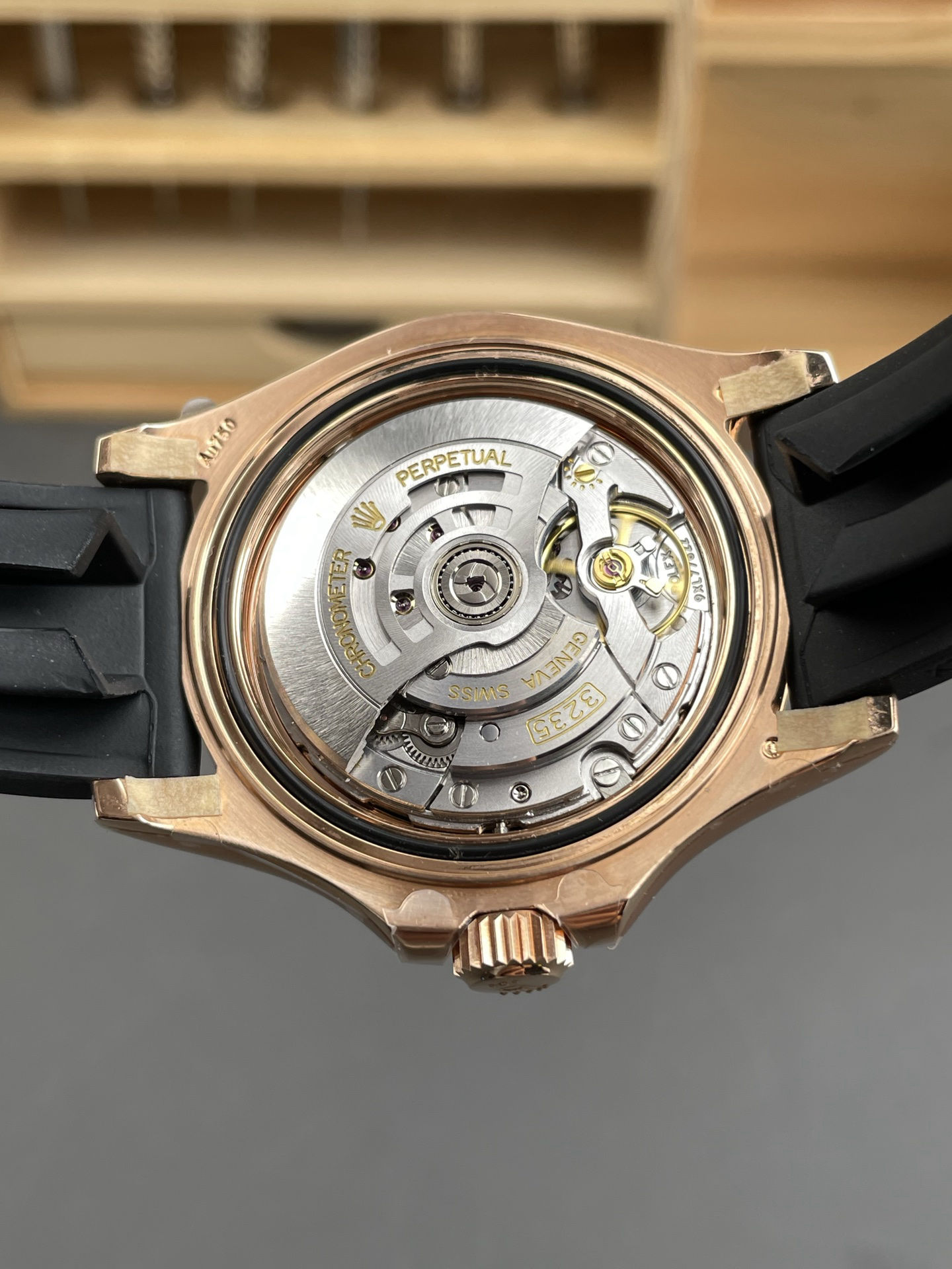 Bold Rolex Yacht-Master 40mm 18ct Everose Gold Case 64