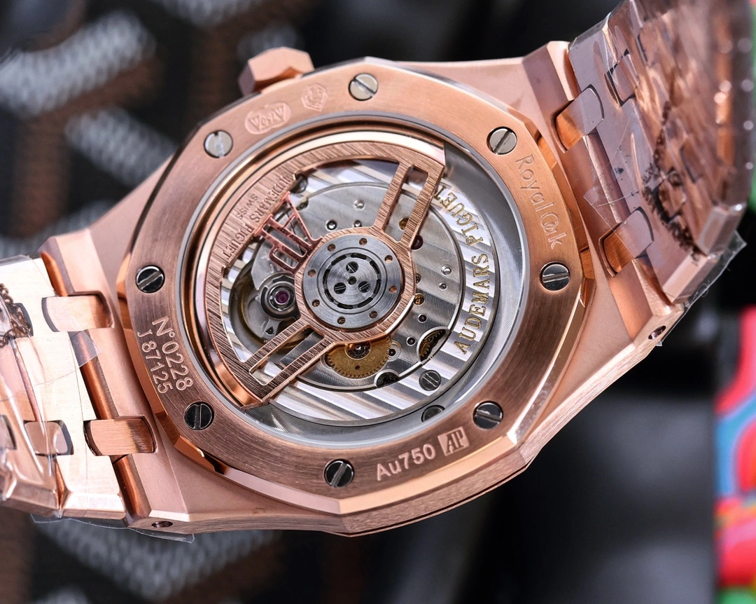 Resilient Royal Oak Rose Gold Selfwinding 15500OR.OO.1220OR. 150