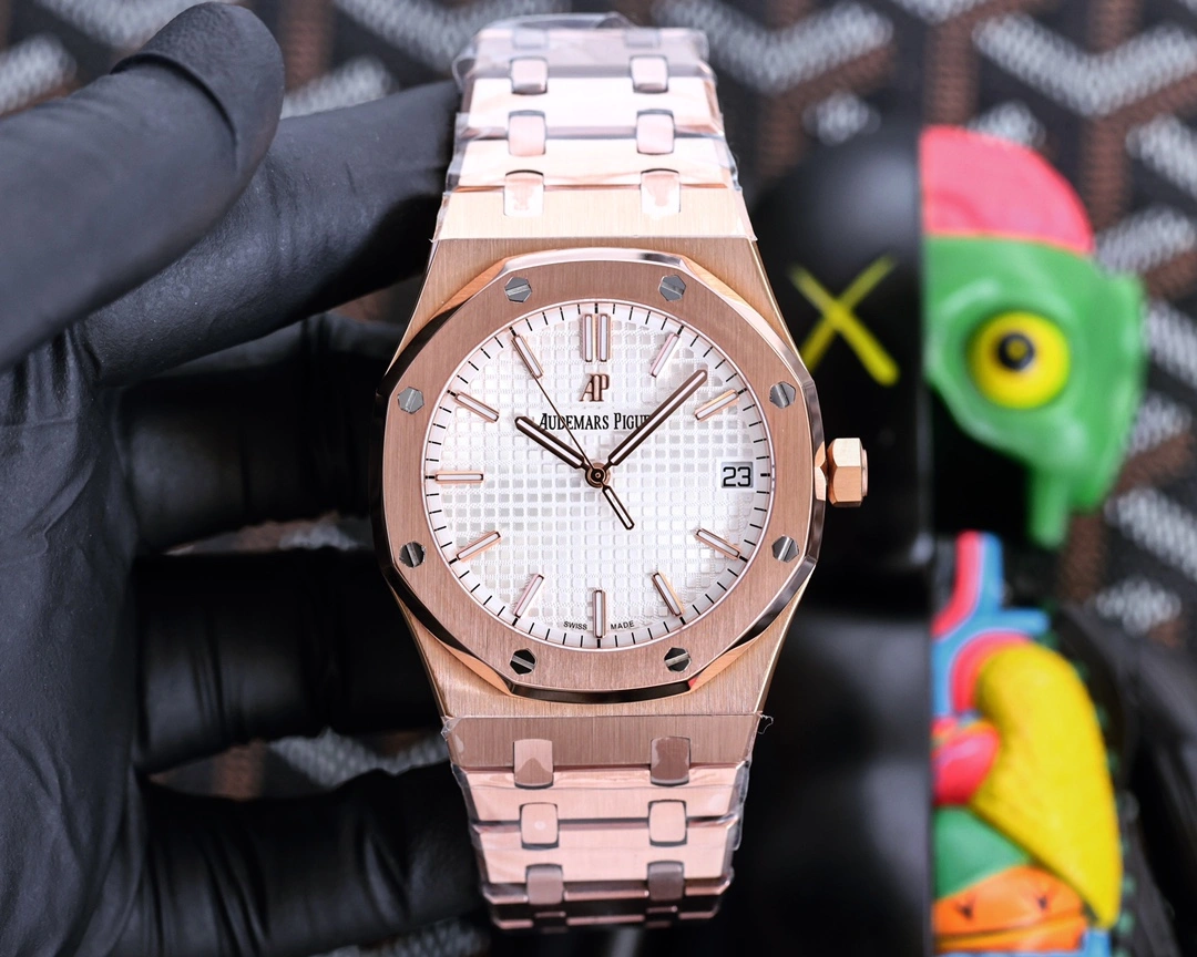 Resilient Royal Oak Rose Gold Selfwinding 15500OR.OO.1220OR. 150
