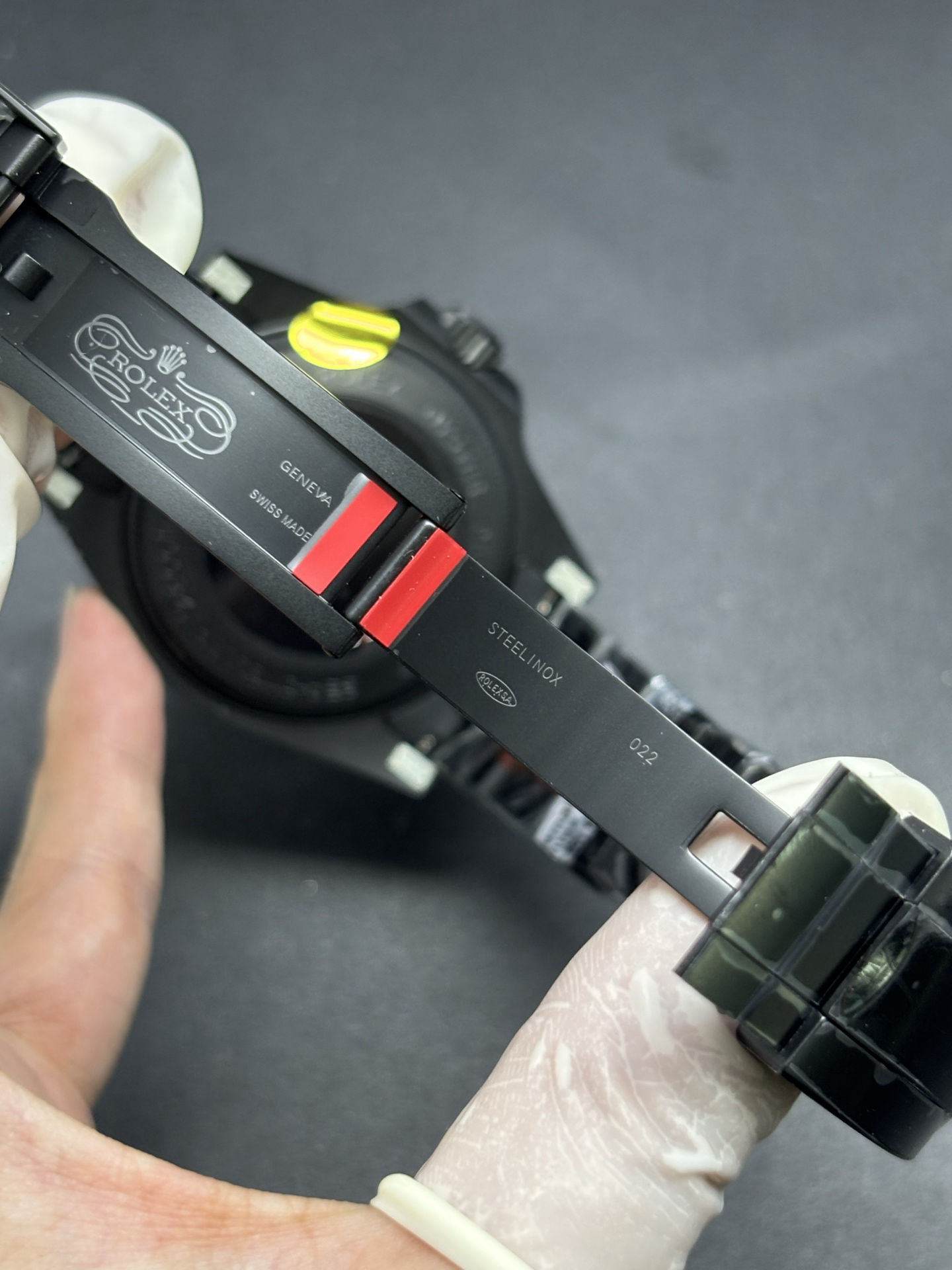 Sea-Dweller Deepsea Pro Hunter Blaken – Matte Black Sustainable 44