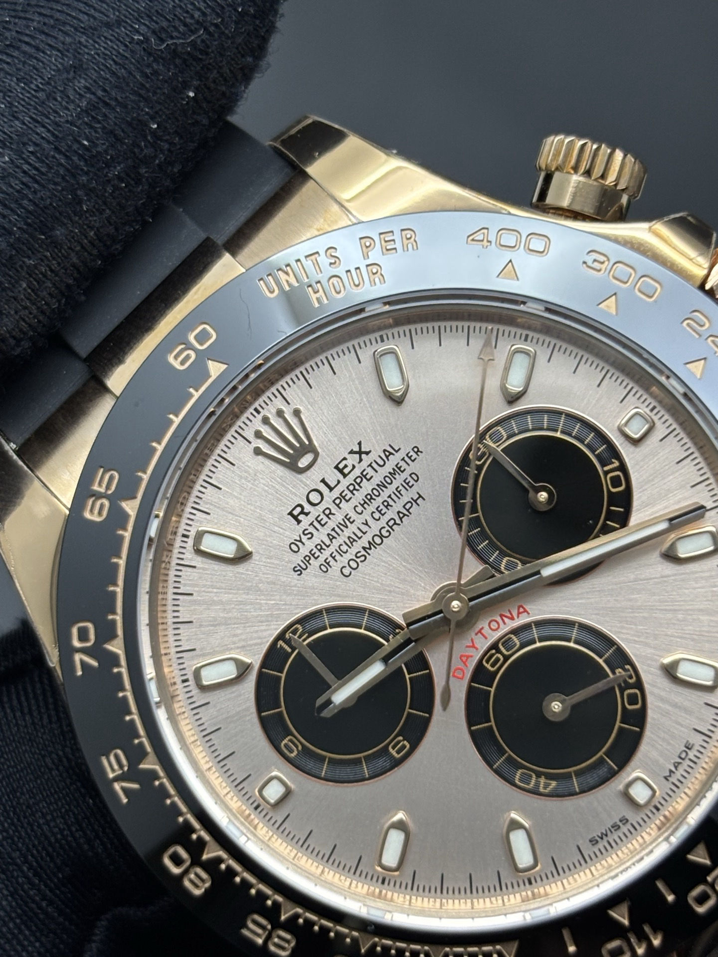 Sustainable Yellow Gold Daytona with Champagne Dial 1