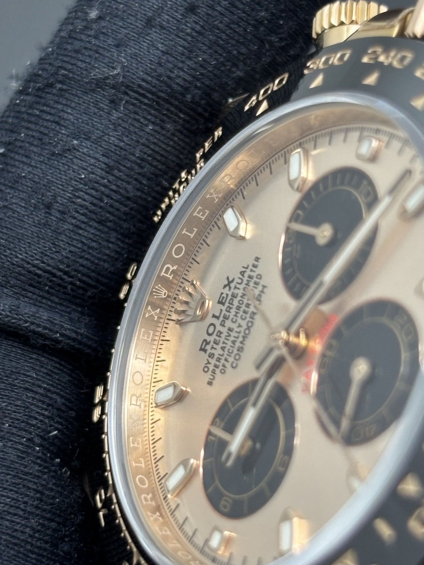 Sustainable Yellow Gold Daytona with Champagne Dial 1