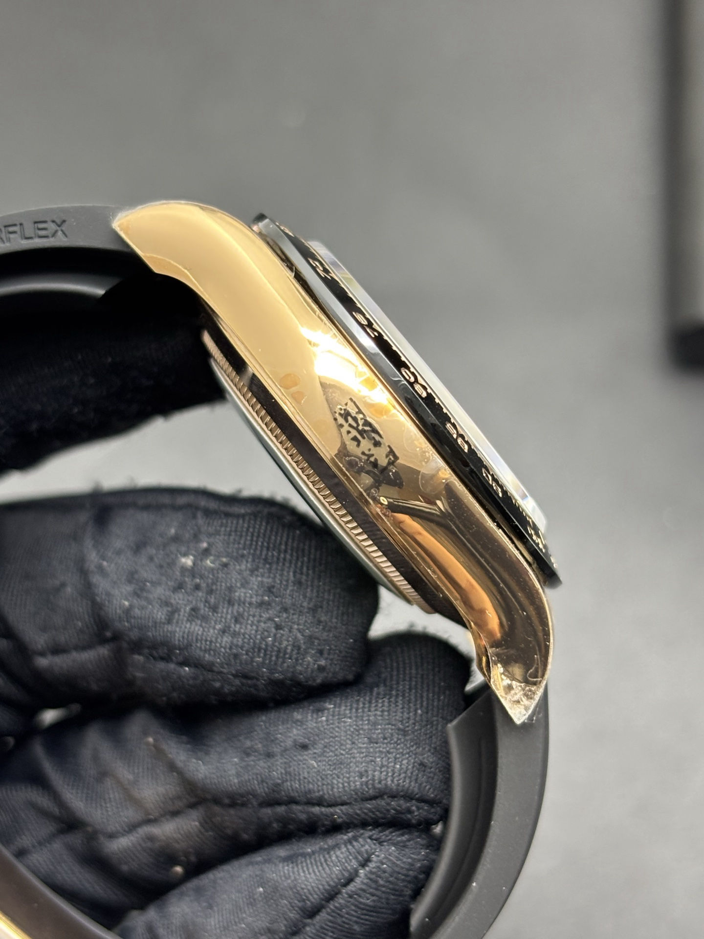 Sustainable Yellow Gold Daytona with Champagne Dial 1