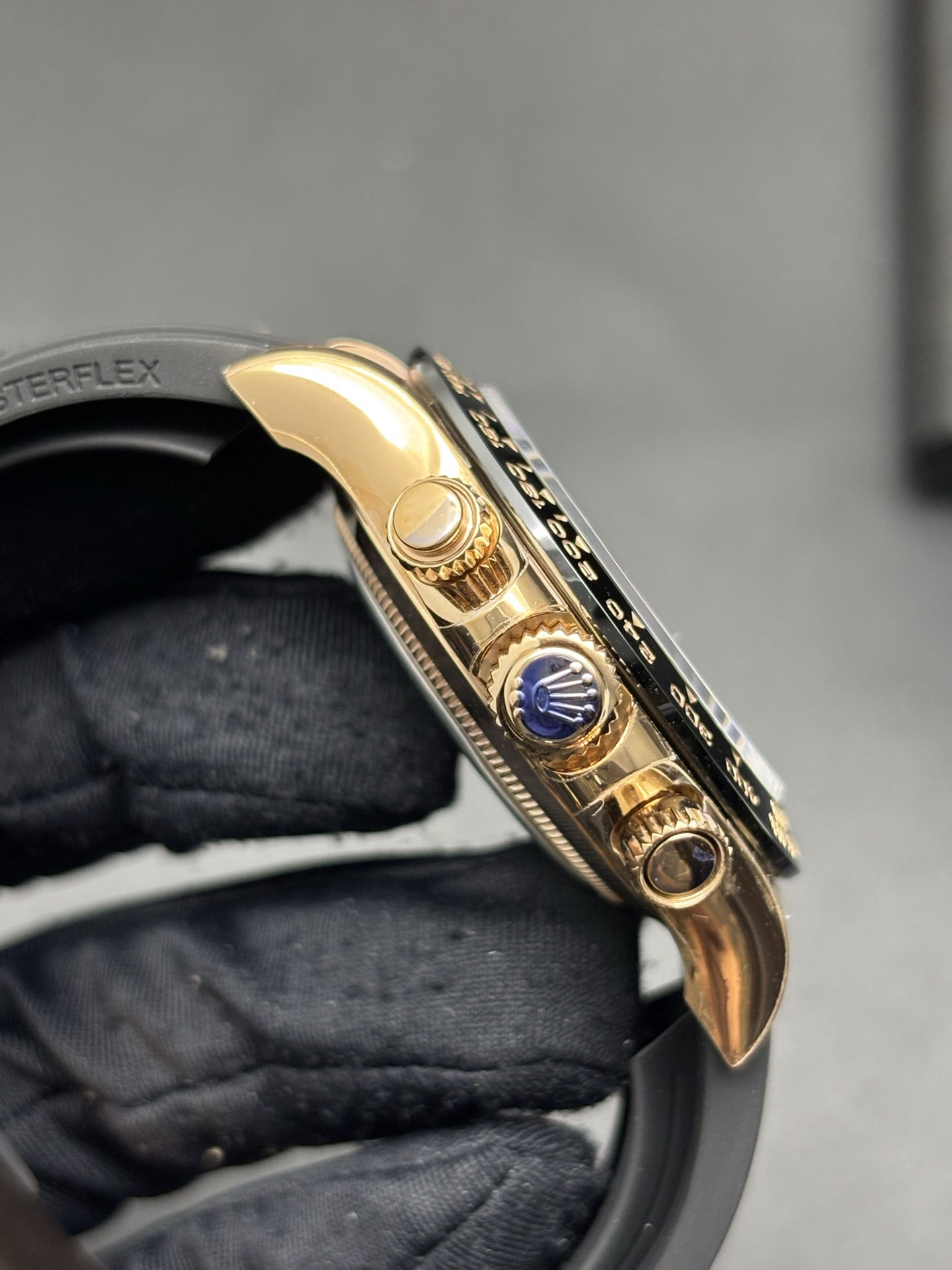 Sustainable Yellow Gold Daytona with Champagne Dial 1