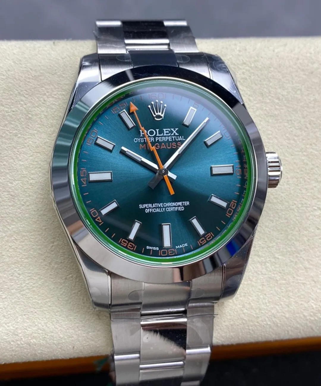 Unveiling the Elegance: The Louis Vuitton Purse Capucines in 2025