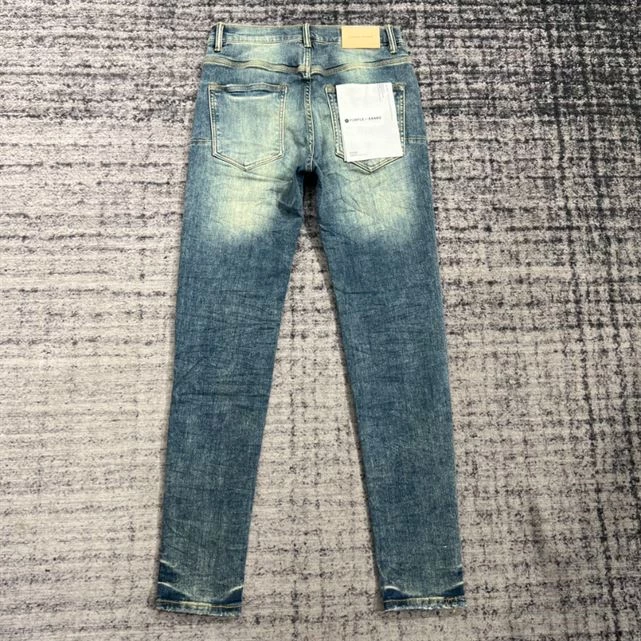 AMIRI JEANS – AJ004 SportInspired 7105