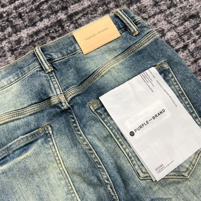 AMIRI JEANS – AJ004 SportInspired 7105