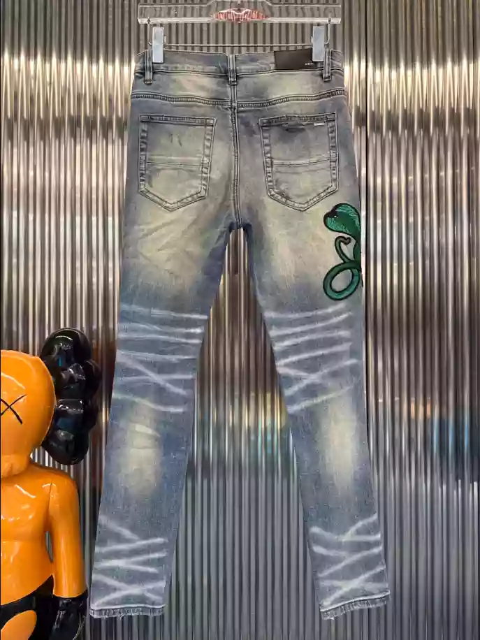 AMIRI JEANS – AJ044 WellDesigned 8287