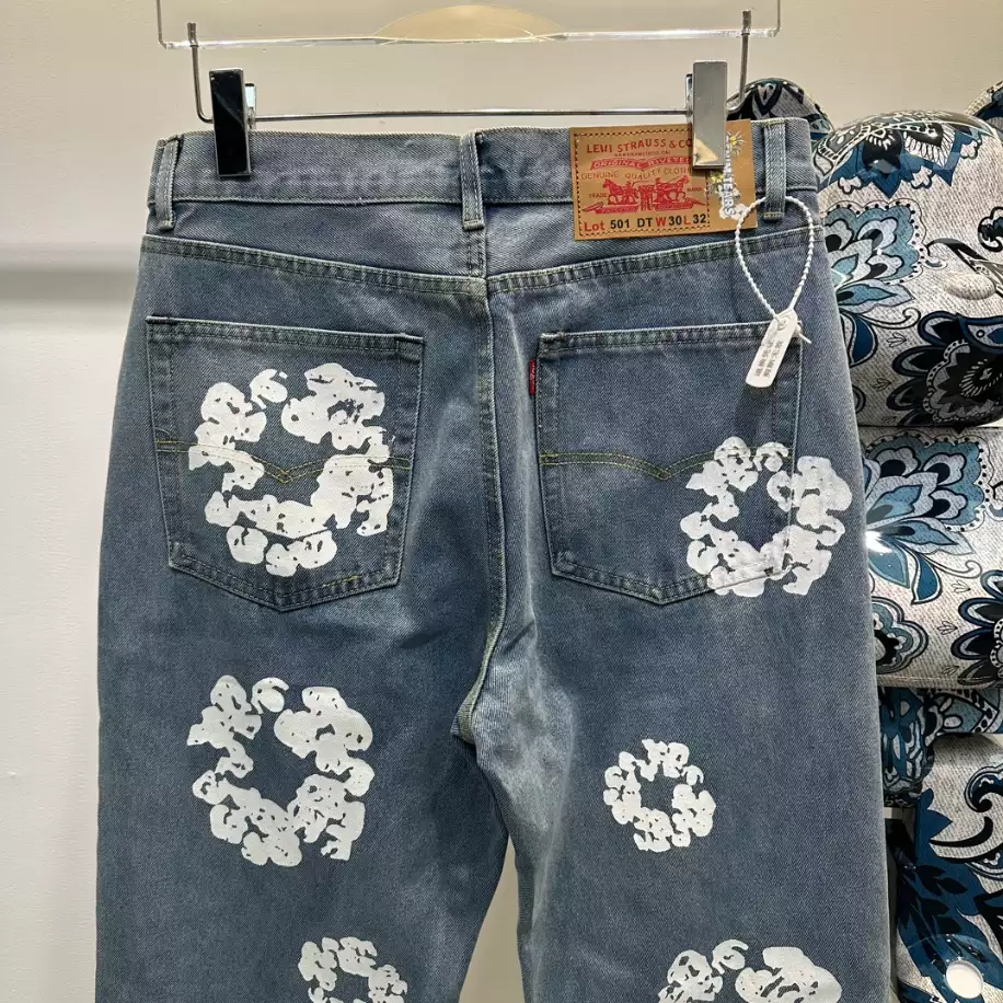 AMIRI JEANS – AJ064 SportInspired 9151
