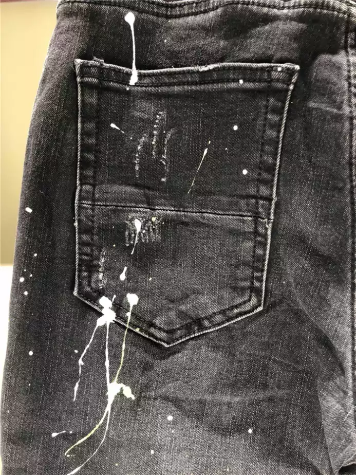 AMIRI JEANS – AJ132 GoodFit 9637