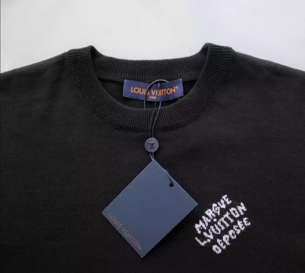 Affordable 322 Louis Vuitton Long-Sleeved Cotton Crewneck – SLV036