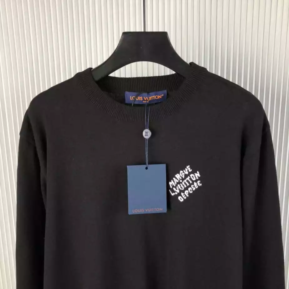 Affordable 322 Louis Vuitton Long-Sleeved Cotton Crewneck – SLV036