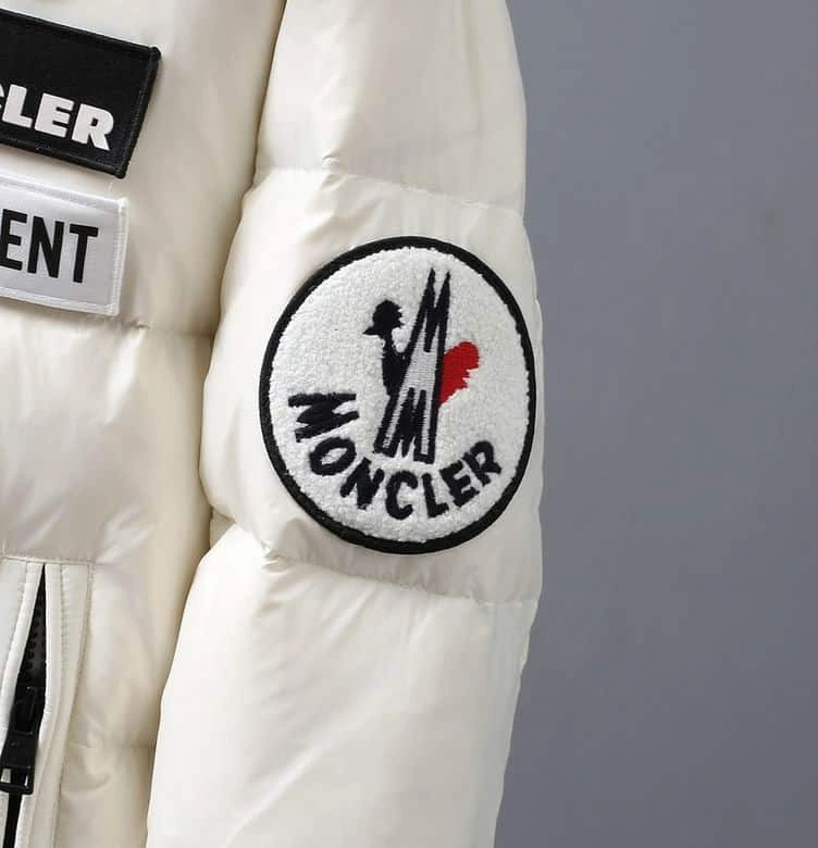 Affordable 7939 Moncler Coat – MC052