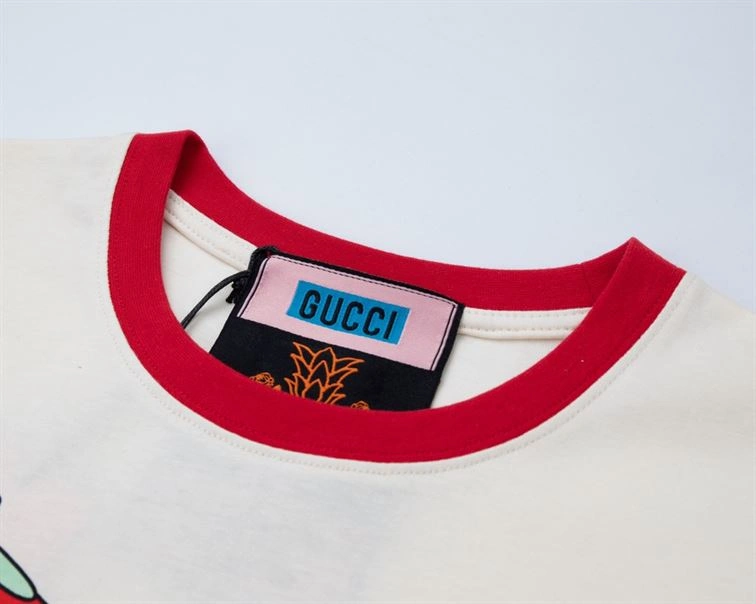 AllSeason 3108 GUCCI LOVE PARADE SERIES STRAWBERRY T-SHIRT – GCS177