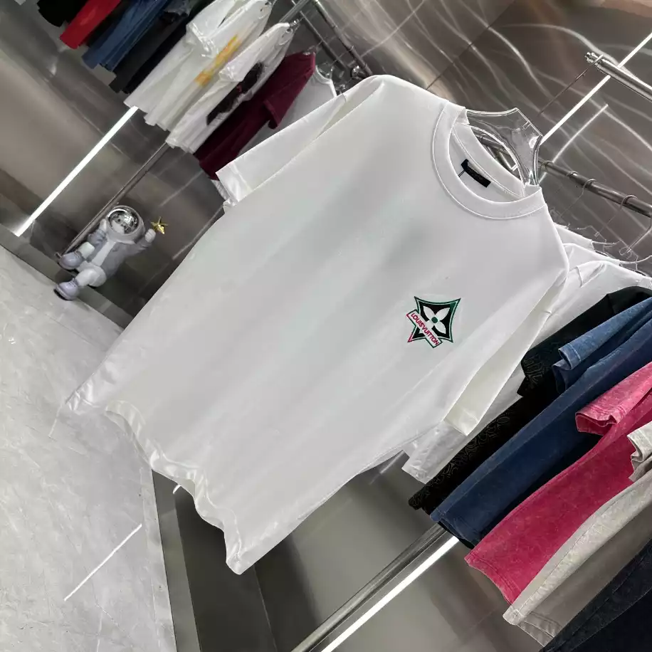 AllSeason 3953 Louis Vuitton T-shirt – LSVT0232