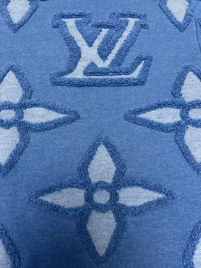 AllSeason 4843 Louis Vuitton Textured Cotton Crewneck – SLV054
