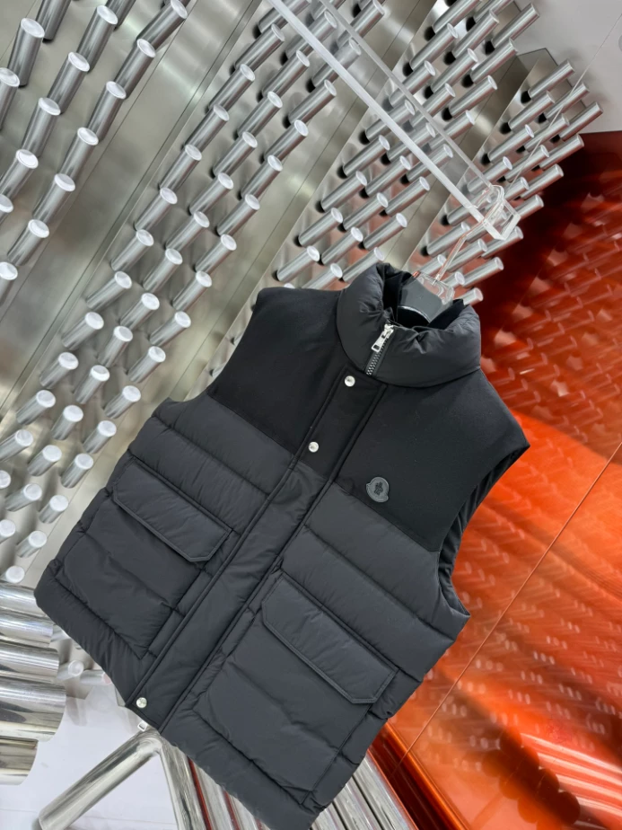 AllSeason 7037 Moncler Rance Down Vest – MC136