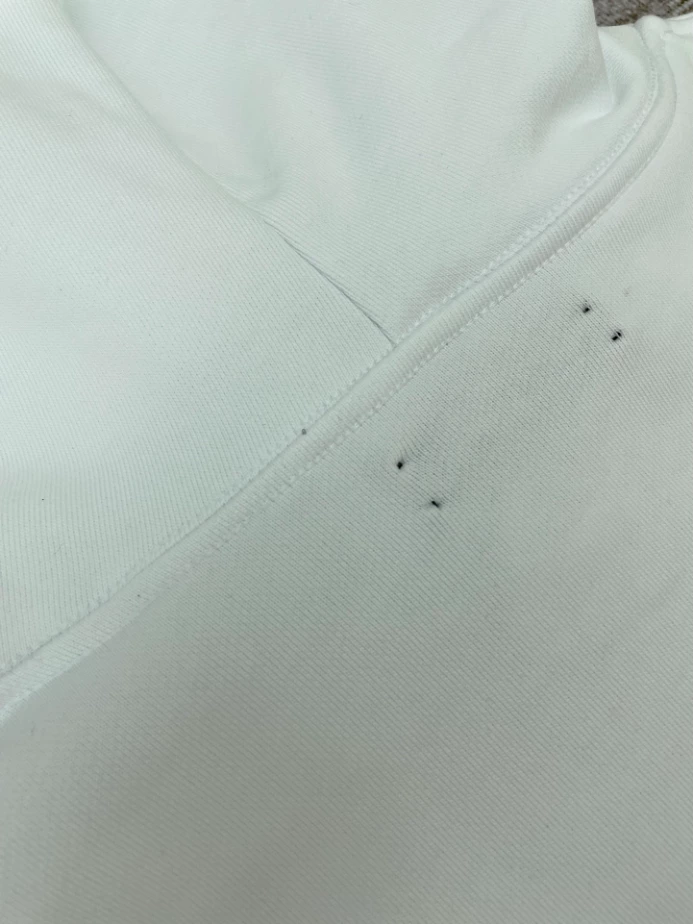 Amiri Hoodie – SAV024 DailyWear 5179