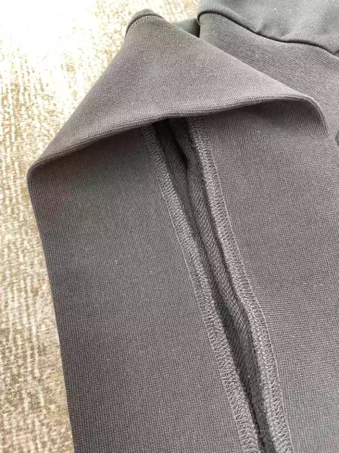 Amiri Hoodie – SAV043 AllSeason 5036