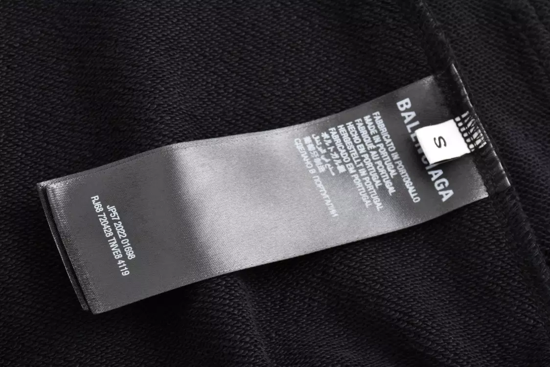 Balenciaga Hoodie – SBH022 WellDesigned 2016 Balenciaga Hoodie – SBH022 WellDesigned 2016