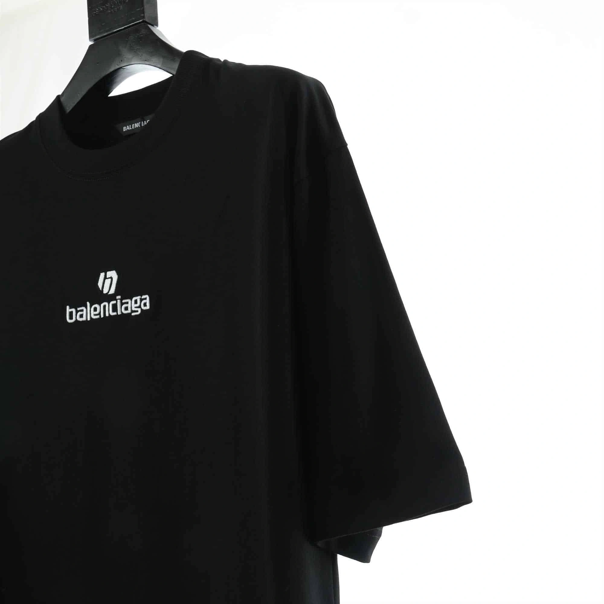 Balenciaga Logo T-Shirt – BBS018 TopPick 1946