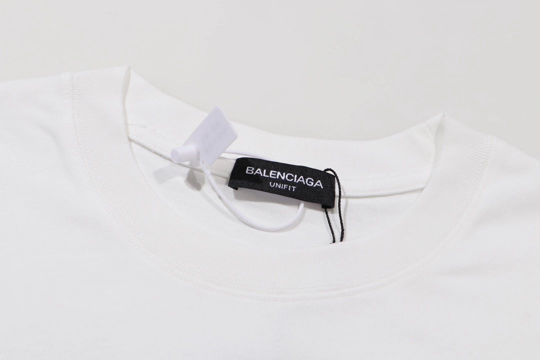 Balenciaga T-shirt – BBS089 AllSeason 3652