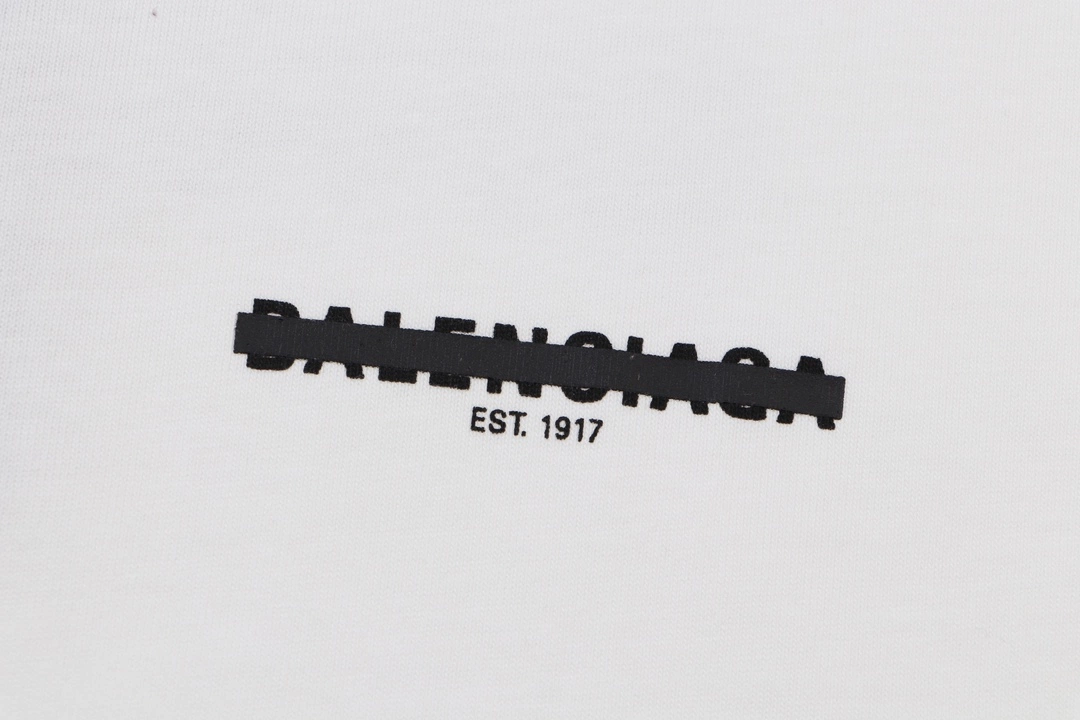Balenciaga T-shirt – BBS089 AllSeason 3652