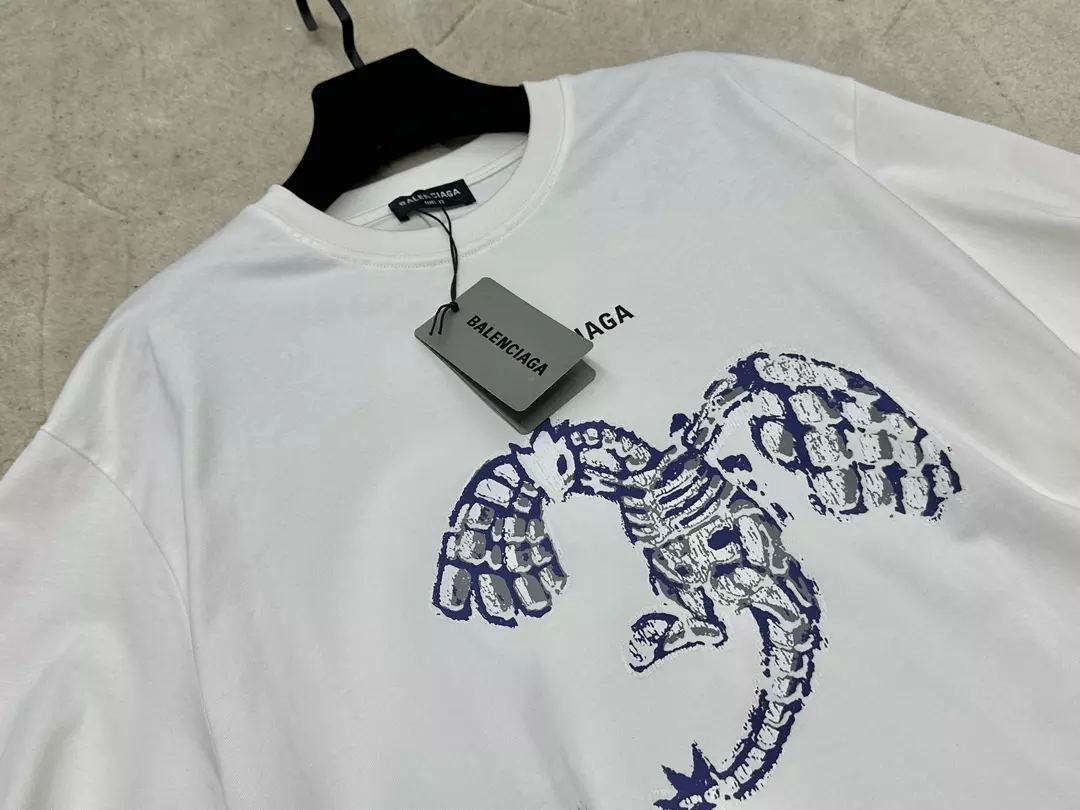 Balenciaga T-shirt – BBS116 Fashionable 8628