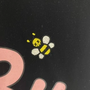 CD Bee Embroidery T-SHIRT – CDS038 Affordable 2785