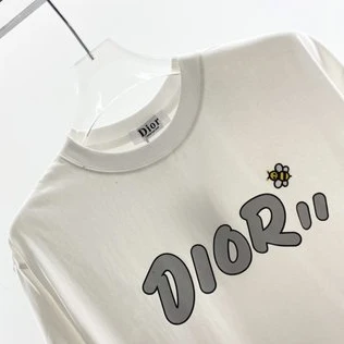 CD Bee Embroidery T-SHIRT – CDS039 Affordable 7709