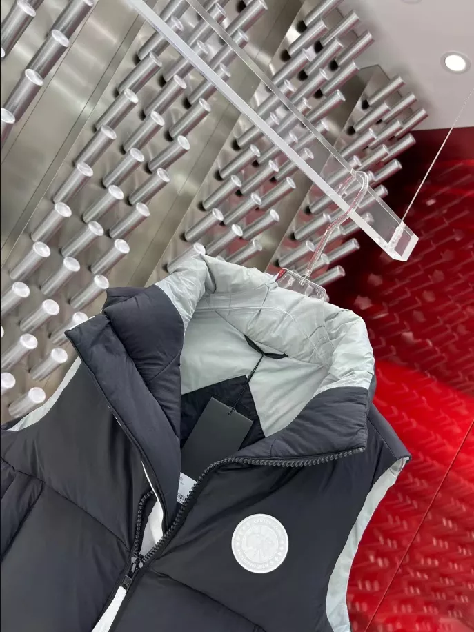 Canada Goose Vest – CG096 WellDesigned 133