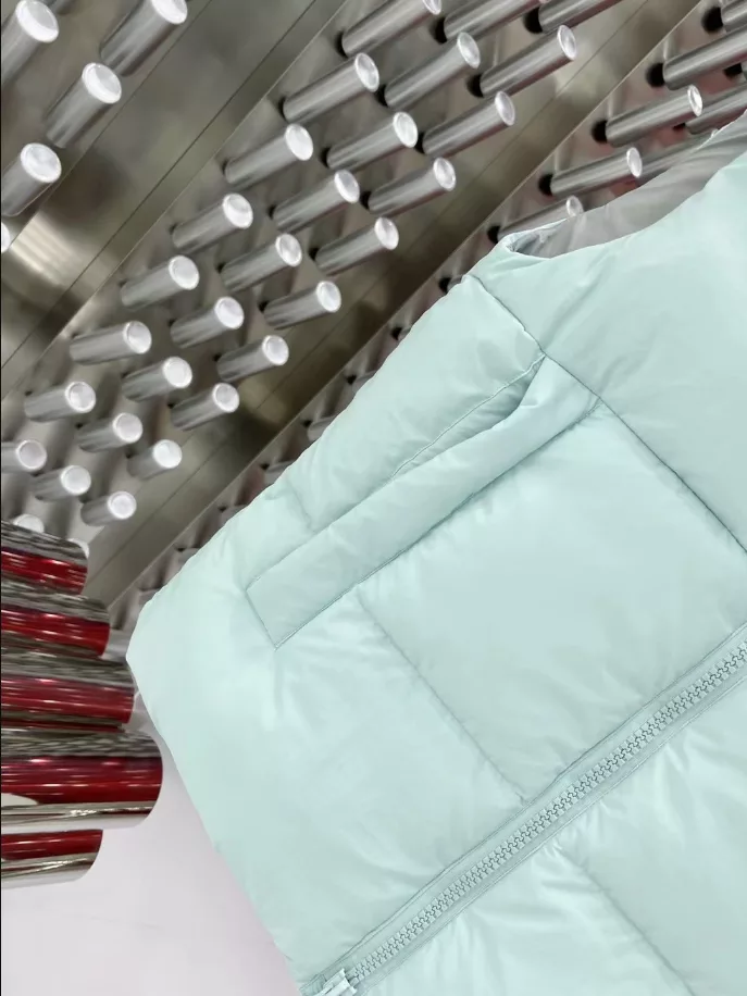 Canada Goose Vest – CG097 WellDesigned 8003