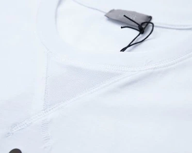 Comfortable 2863 CD Reflective Logo Letter T-Shirt – CDS050