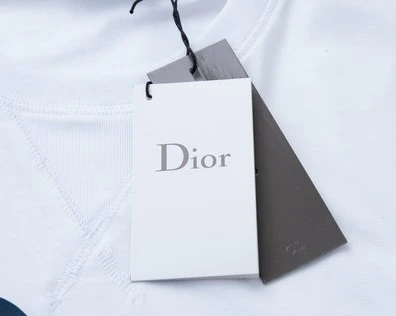Comfortable 2863 CD Reflective Logo Letter T-Shirt – CDS050