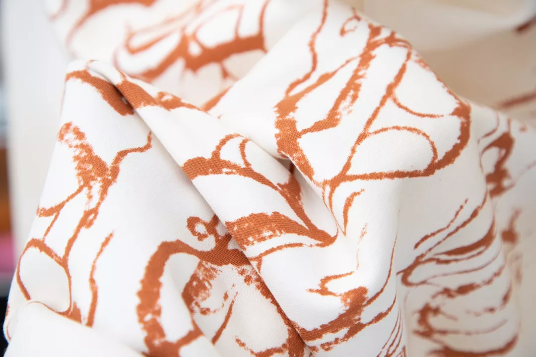 Comfortable 3888 Balenciaga Hoodie – SBH002 Comfortable 3888 Balenciaga Hoodie – SBH002