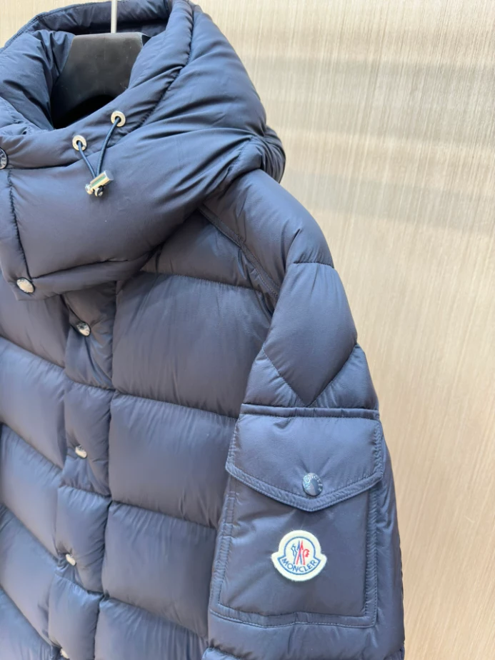 Comfortable 5679 Moncler Vezere Short Down Jacket – MC137