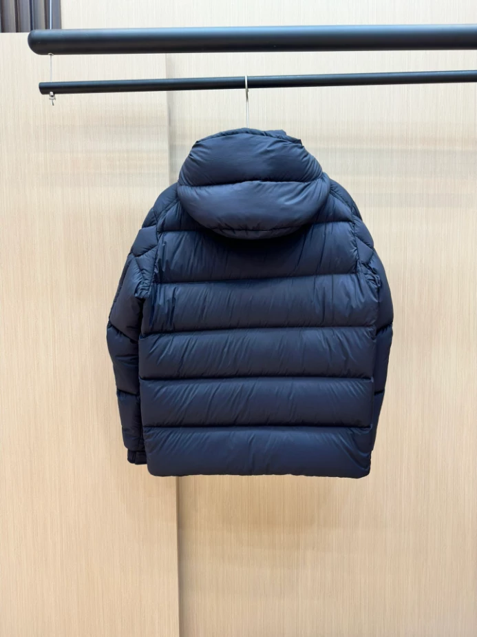 Comfortable 5679 Moncler Vezere Short Down Jacket – MC137