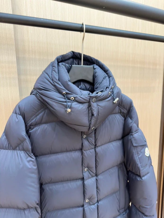 Comfortable 5679 Moncler Vezere Short Down Jacket – MC137