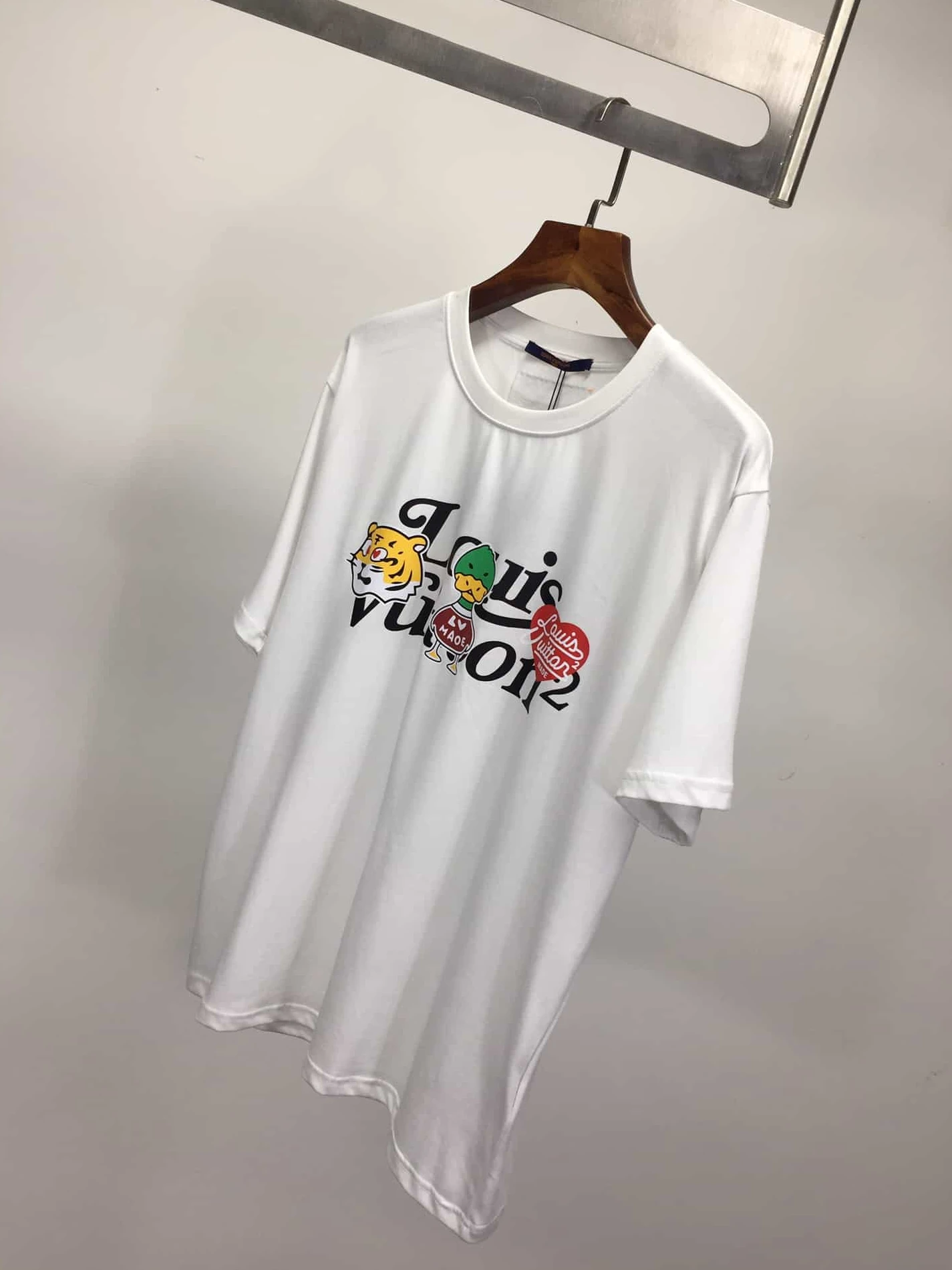 Comfortable 765 Louis Vuitton T-shirt – LSVT0103