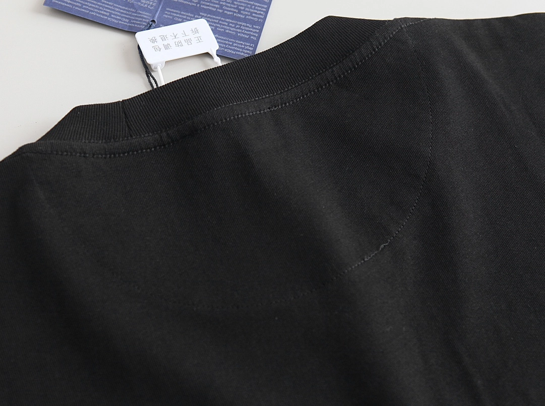 DailyWear 3926 Prada T-shirt – PRT022