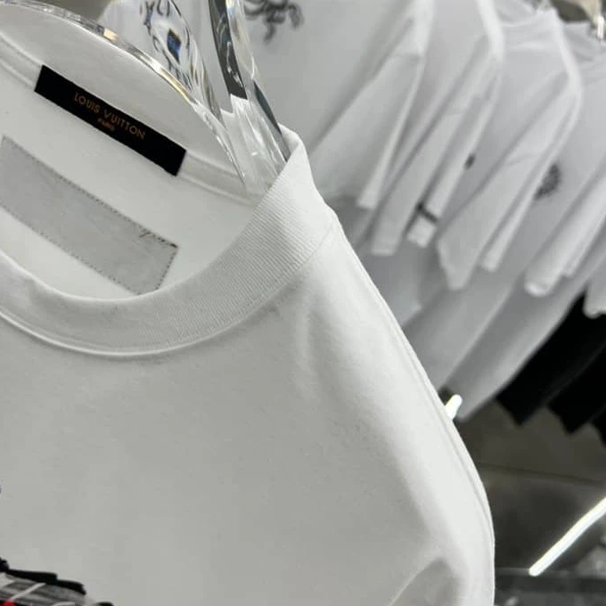 DailyWear 6232 Louis Vuitton T-shirt – LSVT0168