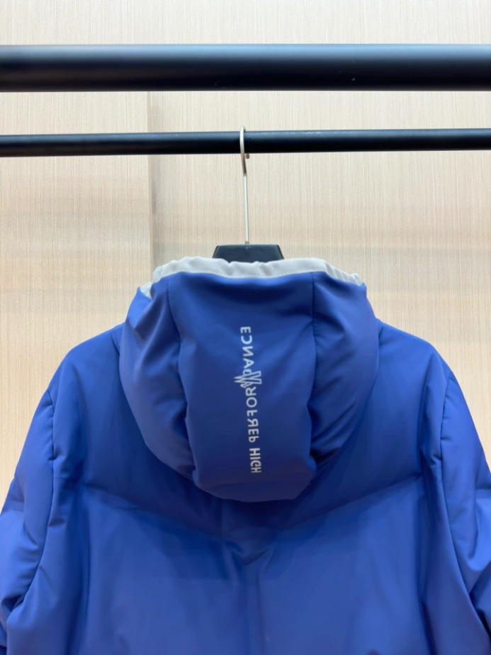 DailyWear 6986 Moncler Grenoble Arcesaz Jacket – MC122