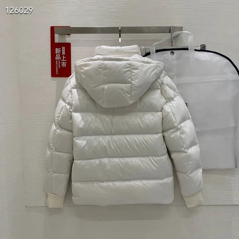 EasyMatch 8524 Moncler Coat – MC014