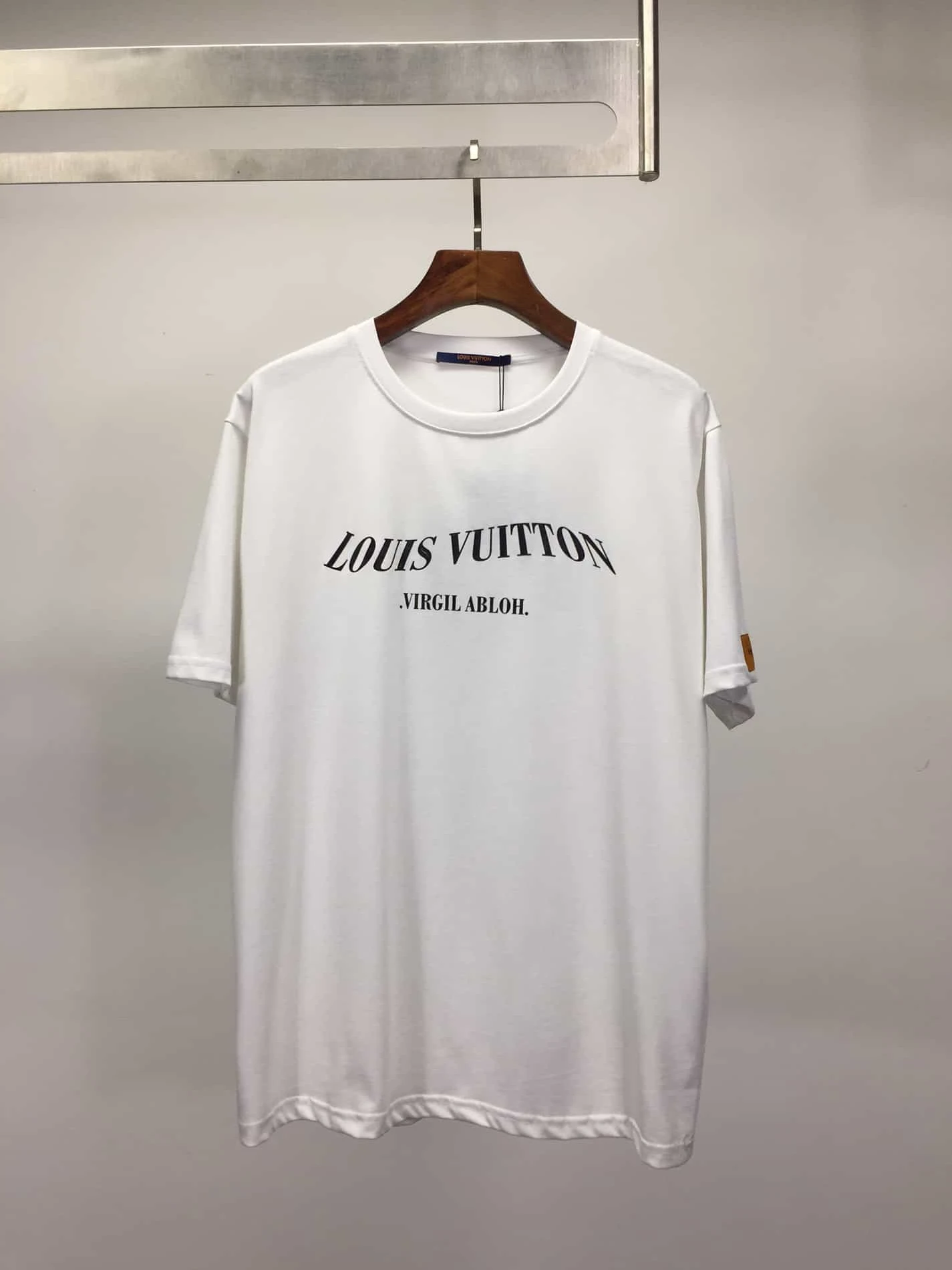 Fashionable 2962 Louis Vuitton T-shirt – LSVT0107