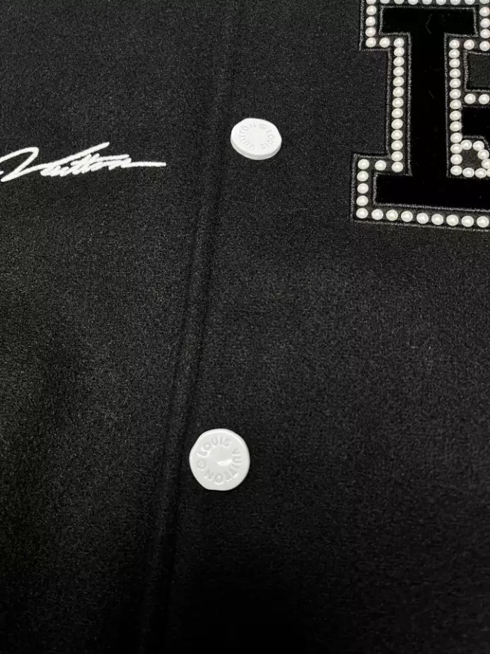 Fashionable 4527 Louis Vuitton Signature Varsity Blouson Black and White – LC004